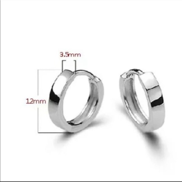 𝅺RE-STOCKED‼️ NEW Simple 925 Sterling Silver Huggies Hoop Earrings - Picture 2 of 7